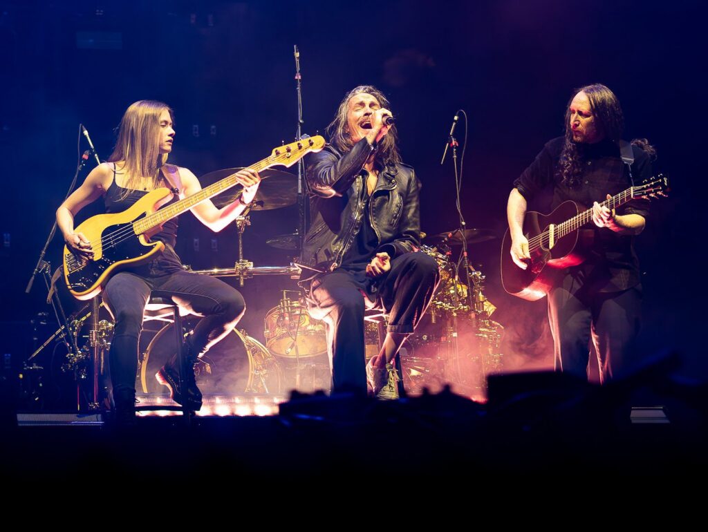 image 5 Incubus and Coheed & Cambria Play the Moody Center 9.7.2024