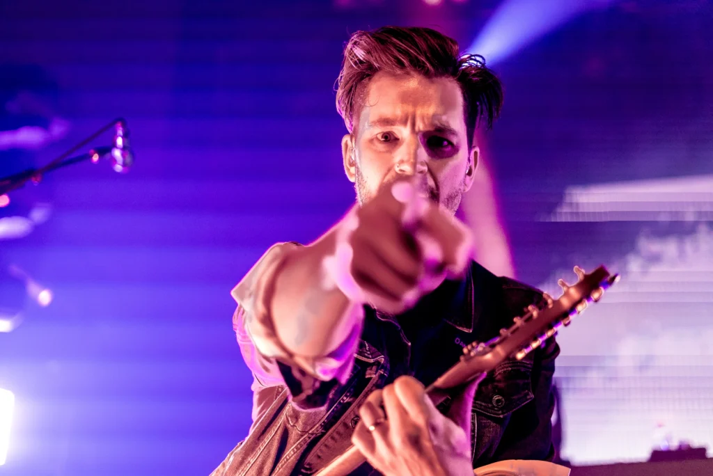 senses fail 17 New Jersey vs The World: Senses Fail and Saves The Day