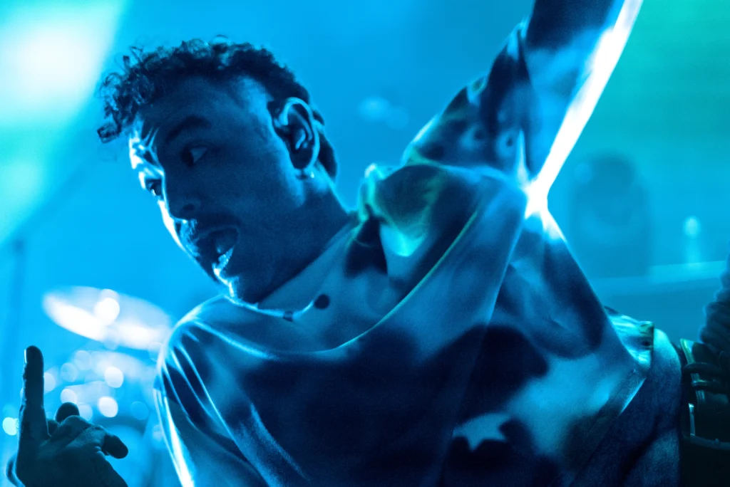 senses fail 7 New Jersey vs The World: Senses Fail and Saves The Day