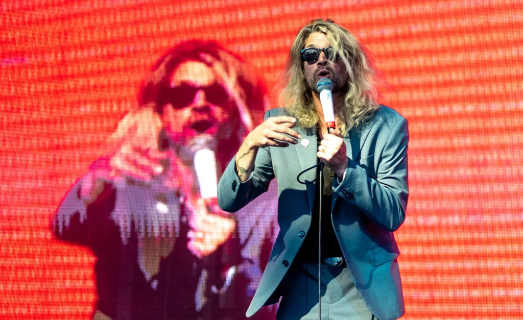 adam Listen, now that I’ve got your attention, got to let you know I hate to see you go, now that you’re gone we can enjoy the show