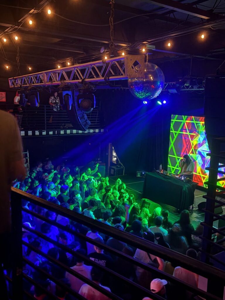 image 5 Ninajirachi’s Show Opens a Portal to a Time When the Internet was Cool