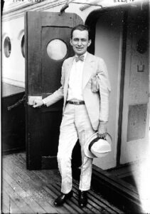 Specht KOOP 91.7 FM - Austin's Community Radio